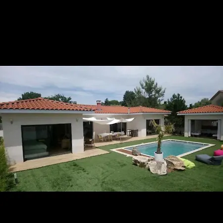 Villa Avec Piscine
